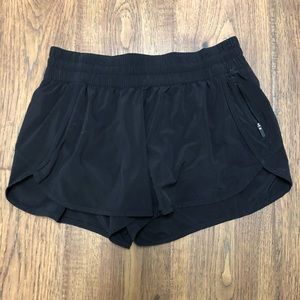 Lululemon Tracker V shorts size 12